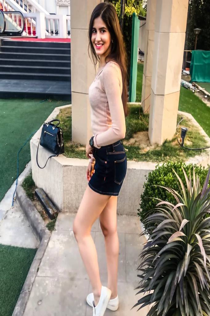 Inaya — profile photo, Andheri